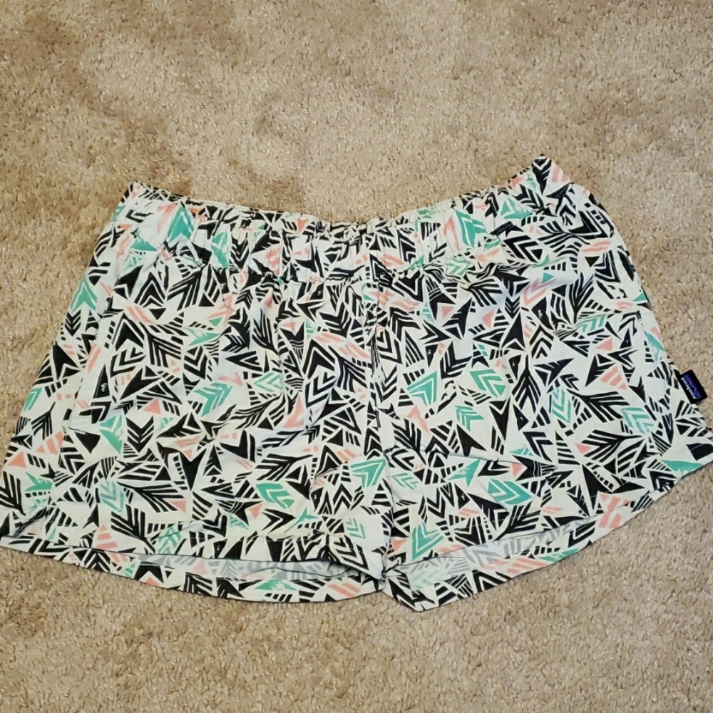 Patagonia Barely Baggies short 2 1/2 inch